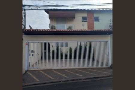 Casa à venda com 156m², 3 quartos e 3 vagas