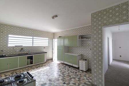 Casa à venda com 183m², 4 quartos e 4 vagasCozinha