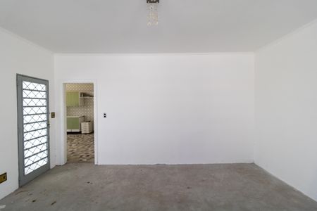 Casa à venda com 183m², 4 quartos e 4 vagasSalas