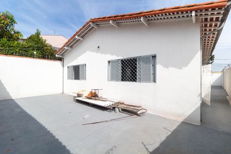 Casa à venda com 183m², 4 quartos e 4 vagasQuintal