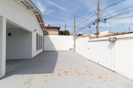 Casa à venda com 183m², 4 quartos e 4 vagasGaragem