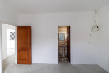 Casa à venda com 183m², 4 quartos e 4 vagasSuíte