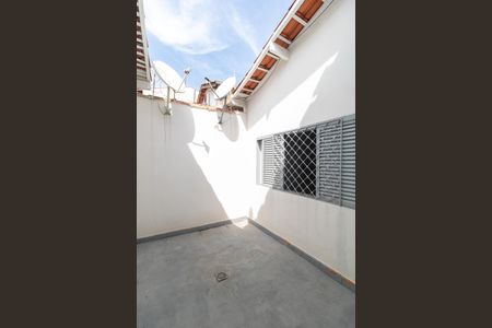 Casa à venda com 183m², 4 quartos e 4 vagasÁrea de luz