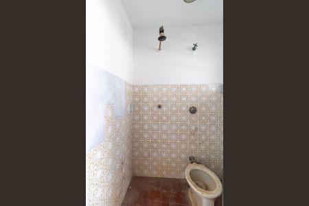 Casa à venda com 183m², 4 quartos e 4 vagasBanheiro da edícula