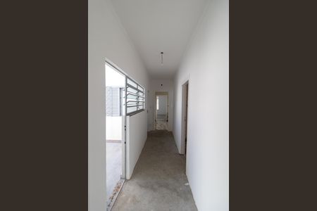 Casa à venda com 183m², 4 quartos e 4 vagasCorredor