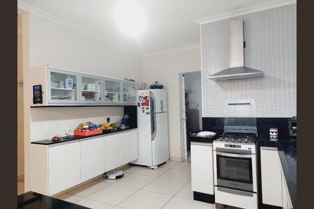 Casa para alugar com 265m², 3 quartos e 4 vagasCozinha