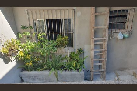 Casa de condomínio para alugar com 200m², 4 quartos e sem vaga Casa de condomínio para alugar com 200m², 4 quartos e sem vagaÁrea externa