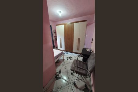 Casa de condomínio para alugar com 200m², 4 quartos e sem vaga Casa de condomínio para alugar com 200m², 4 quartos e sem vagaQuarto