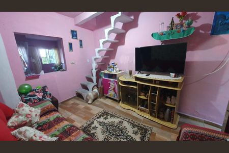 Sala de casa de condomínio para alugar com 4 quartos, 200m² em Jardim Zaira, Mauá