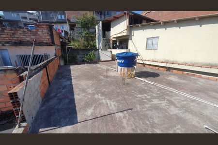 Casa de condomínio para alugar com 200m², 4 quartos e sem vaga Casa de condomínio para alugar com 200m², 4 quartos e sem vagaÁrea externa