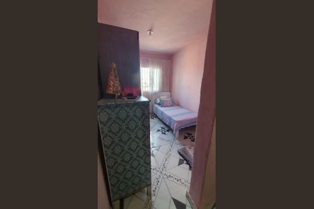Casa de condomínio para alugar com 200m², 4 quartos e sem vaga Casa de condomínio para alugar com 200m², 4 quartos e sem vagaQuarto