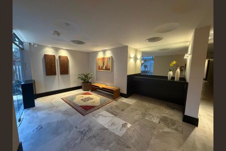 Apartamento à venda com 306m², 3 quartos e 4 vagasSaguão