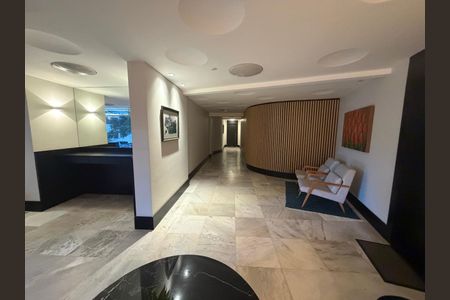 Apartamento à venda com 306m², 3 quartos e 4 vagasSaguão