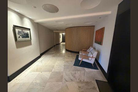 Apartamento à venda com 306m², 3 quartos e 4 vagasSaguão