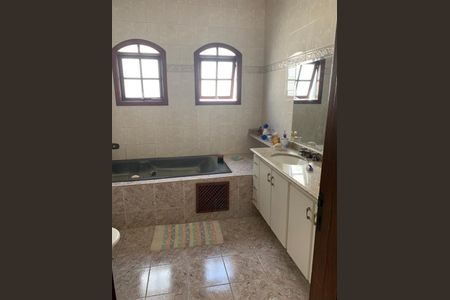 Casa à venda com 4 quartos, 450m² em City América, São Paulo