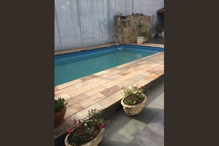 Casa à venda com 450m², 4 quartos e 6 vagas