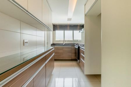 Apartamento à venda com 163m², 3 quartos e 3 vagas