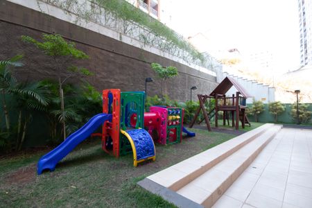 Apartamento à venda com 69m², 3 quartos e 1 vagaÁrea comum - Playground
