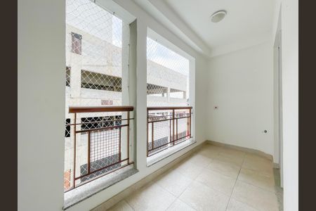 Sacada de apartamento à venda com 3 quartos, 69m² em Jaguaribe, Osasco