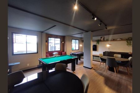 Apartamento à venda com 33m², 2 quartos e sem vaga Apartamento à venda com 33m², 2 quartos e sem vagaSalão de Jogos