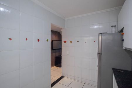Casa de condomínio à venda com 65m², 2 quartos e 1 vagaCozinha