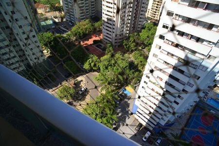 Varanda de apartamento para alugar com 3 quartos, 87m² em Barra da Tijuca, Rio de Janeiro