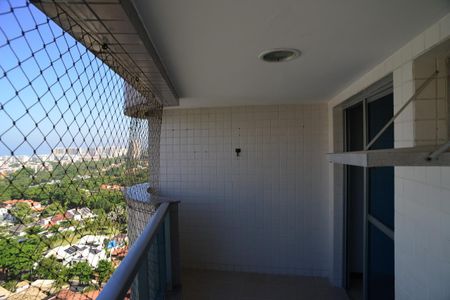 Apartamento para alugar com 87m², 3 quartos e 1 vaga Apartamento para alugar com 87m², 3 quartos e 1 vagaVaranda