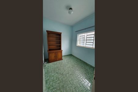 Casa para alugar com 181m², 3 quartos e 1 vagaQuarto