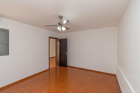 Casa para alugar com 150m², 3 quartos e 1 vagaQuarto 1