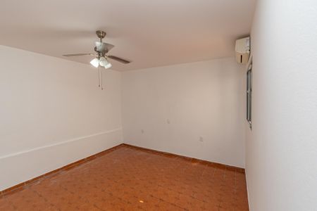 Casa para alugar com 150m², 3 quartos e 1 vagaQuarto 1