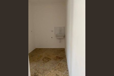 Casa à venda com 233m², 4 quartos e sem vaga