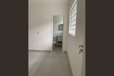 Casa à venda com 233m², 4 quartos e sem vaga