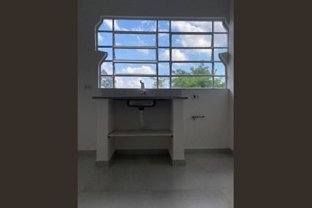 Casa à venda com 233m², 4 quartos e sem vaga