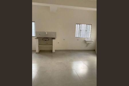 Casa à venda com 4 quartos, 233m² em Cidade dos Bandeirantes, São Paulo