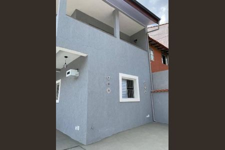 Casa à venda com 233m², 4 quartos e sem vaga