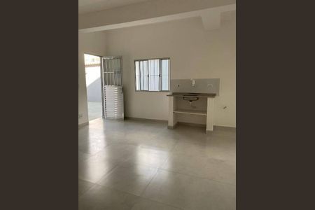 Casa à venda com 4 quartos, 233m² em Cidade dos Bandeirantes, São Paulo