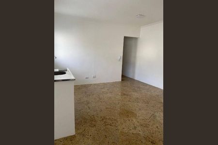 Casa à venda com 233m², 4 quartos e sem vaga