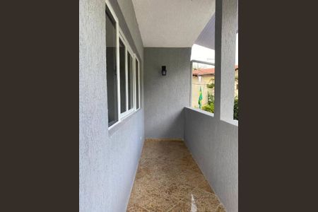 Casa à venda com 233m², 4 quartos e sem vaga