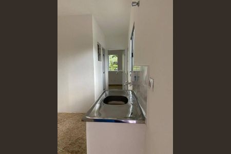 Casa à venda com 233m², 4 quartos e sem vaga