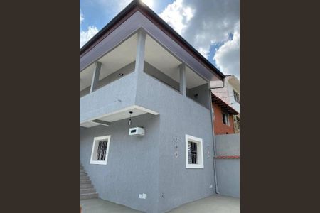 Casa à venda com 233m², 4 quartos e sem vaga