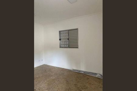 Casa à venda com 233m², 4 quartos e sem vaga