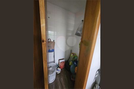 Casa à venda com 3 quartos, 200m² em Jardim Rossin, São Paulo