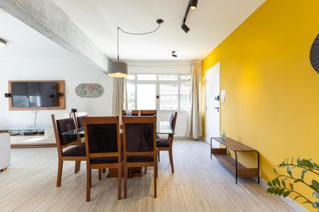 Apartamento para alugar com 64m², 1 quarto e 1 vagaSala