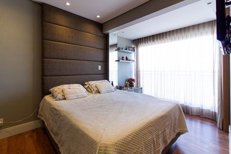 Apartamento à venda com 78m², 2 quartos e 2 vagasSuíte