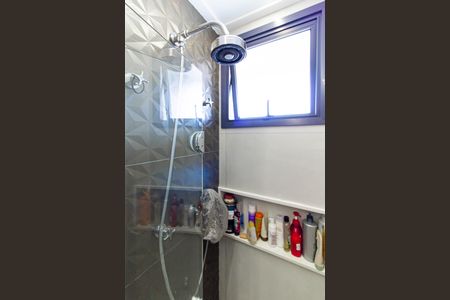 Apartamento à venda com 78m², 2 quartos e 2 vagasBanheiro da Suíte