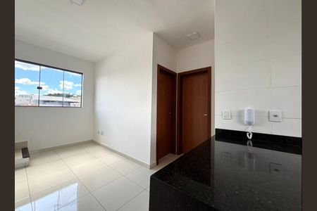 Apartamento à venda com 2 quartos, 146m² em Parque Xangri-Lá, Contagem