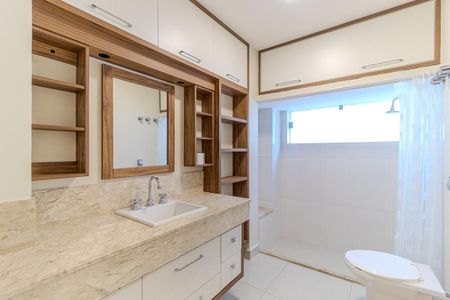 Apartamento à venda com 209m², 3 quartos e 1 vagaBanheiro Social