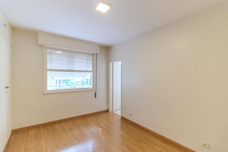 Apartamento à venda com 209m², 3 quartos e 1 vagaSuíte