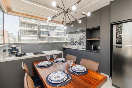 Apartamento à venda com 2 quartos, 70m² em Vila Nova Conceição, São Paulo