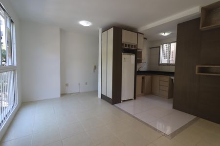 Sala de apartamento para alugar com 2 quartos, 50m² em Vila Nova, Novo Hamburgo